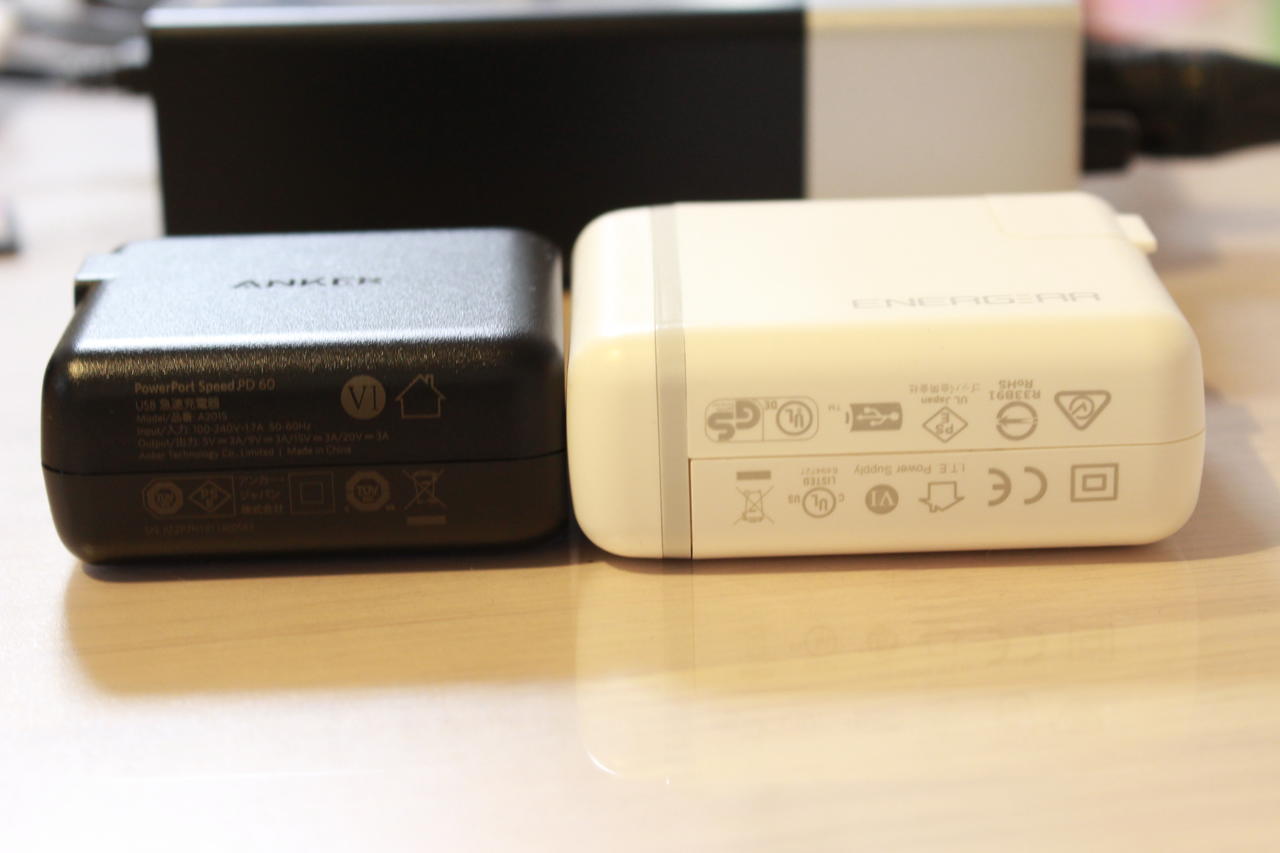 Anker PowerPort Speed 1 PD 60の大きさを比較②